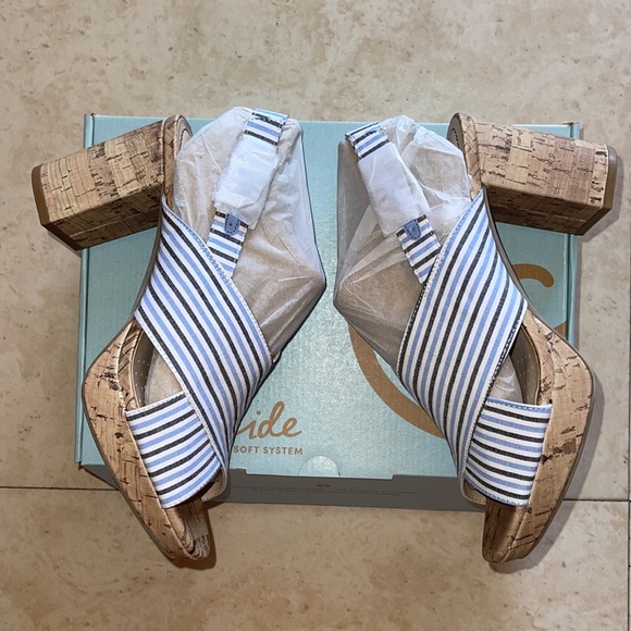 Life Stride Women’s wedged sandals - Picture 3 of 7